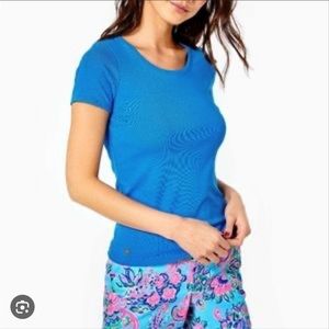 Lilly Pulitzer tee size small royal blue Halee blue flair